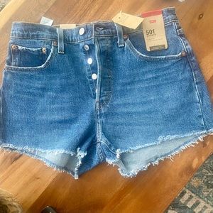 NWT Levi’s Shorts - size 30